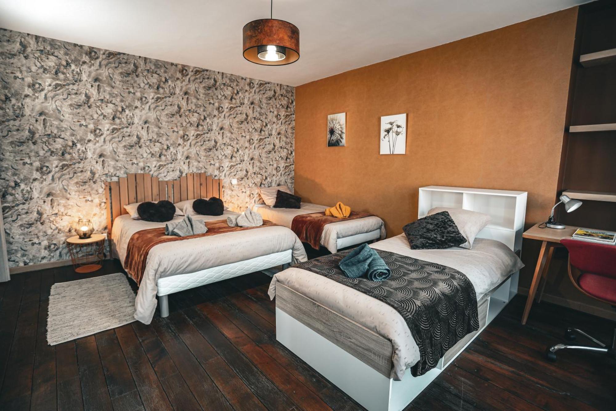 Gite , Au Dormeur Du Val Vireux-Wallerand Ngoại thất bức ảnh